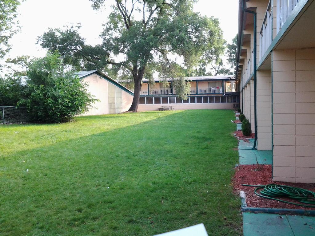 Budgetel Inn&suites Hotel Wyoming