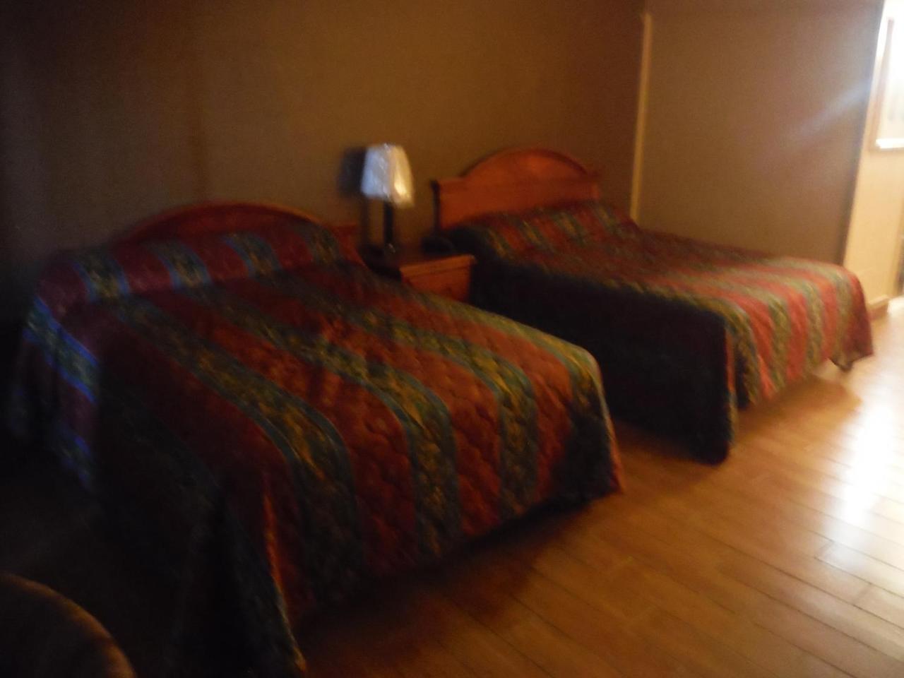 Budgetel Inn&suites 2*