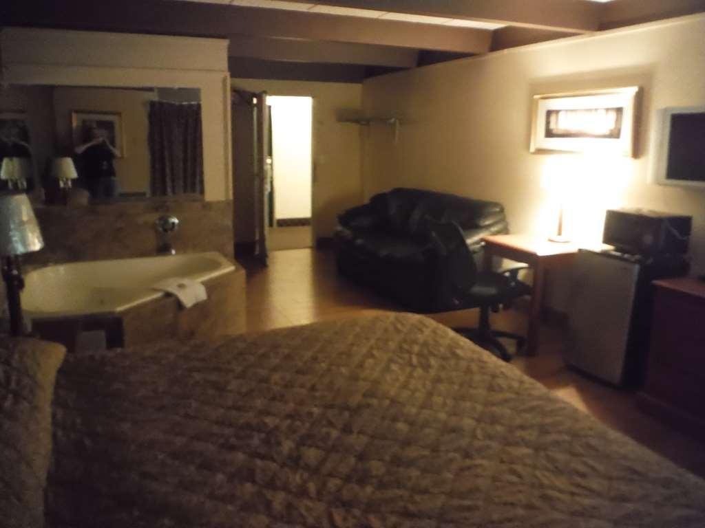 Hotel Budgetel & Wyoming